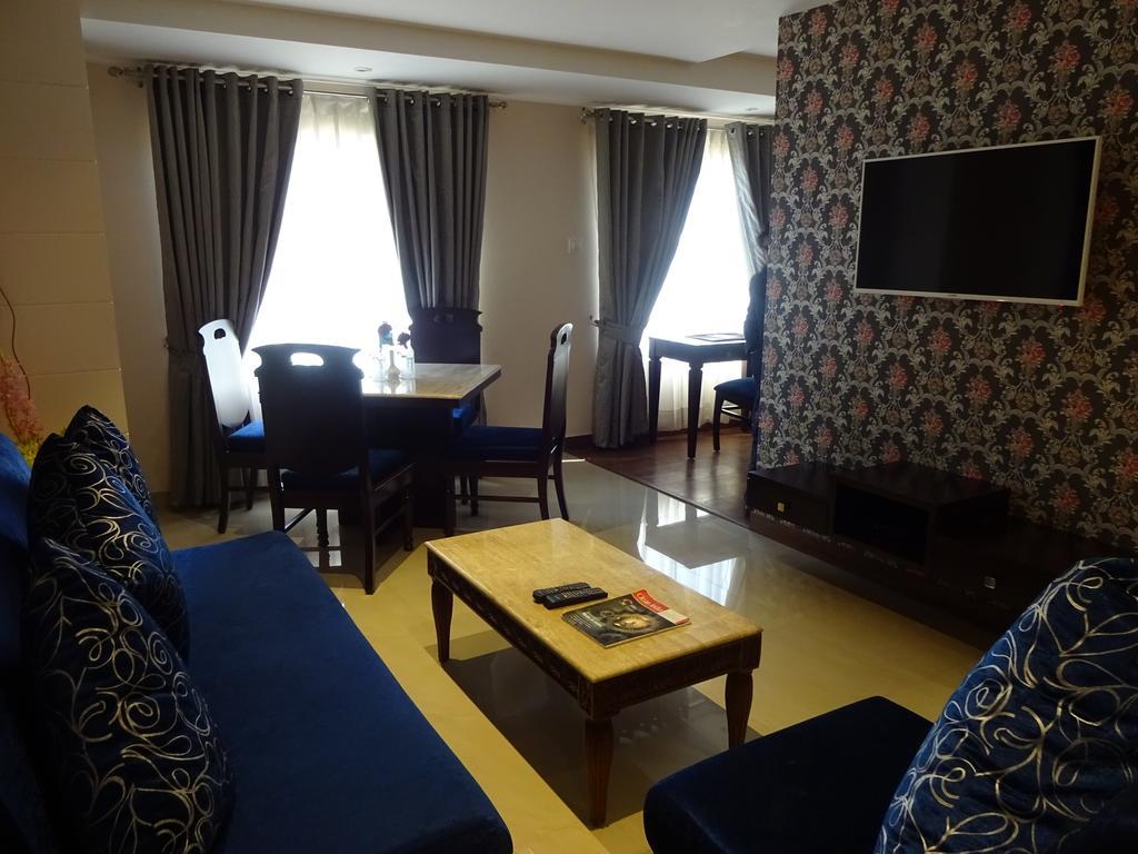 Hotel Landmark Gwalior Exterior photo